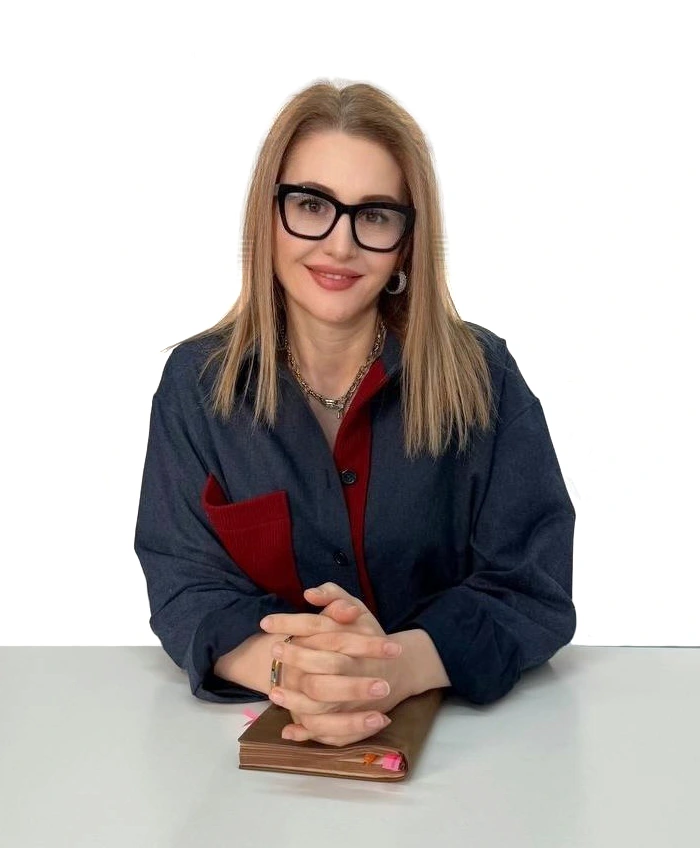 Лаура Намитокова